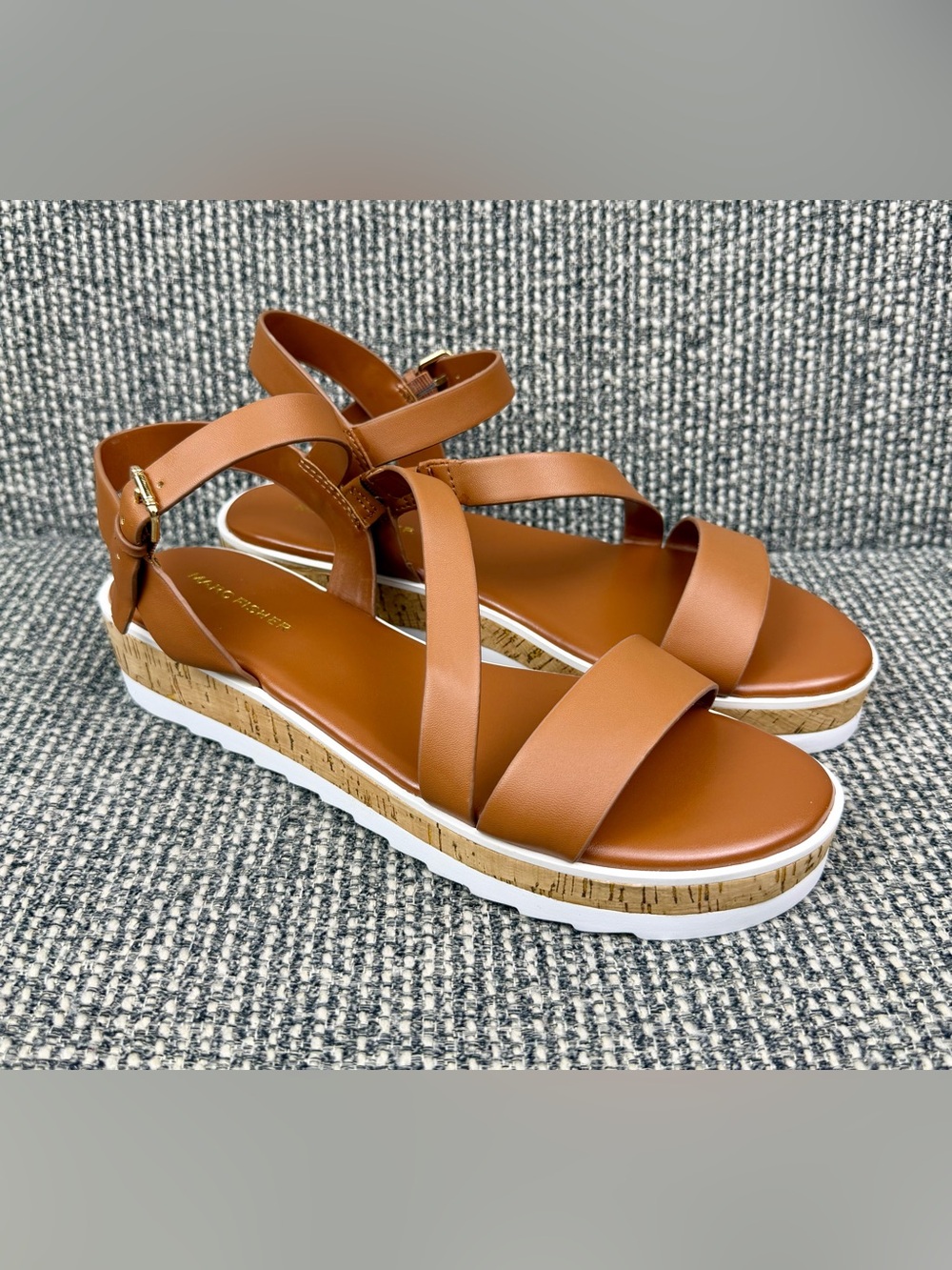 Marc Fisher Grandie Sandals Womens 8.5M Cognac Cork Flatform Wedge NWOB